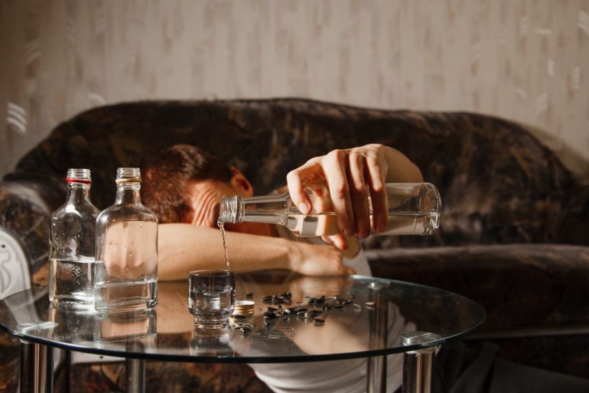 Detoks Fenix, zatrucie alkoholem Zatrucie alkoholowe – objawy, leczenie.